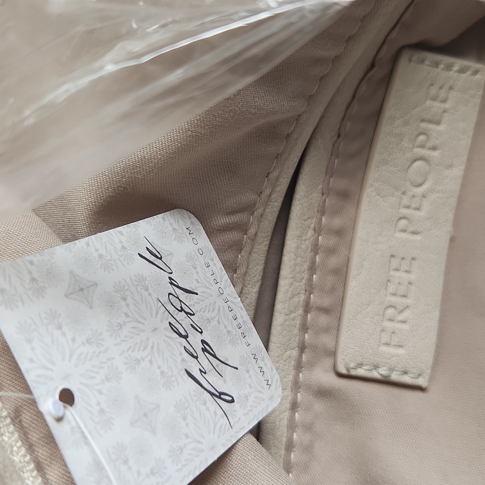 Free People Slouchy Carryall Tote Bag Purse Ivory Cream Brand New In Plastic NWT - Picture 11 of 16